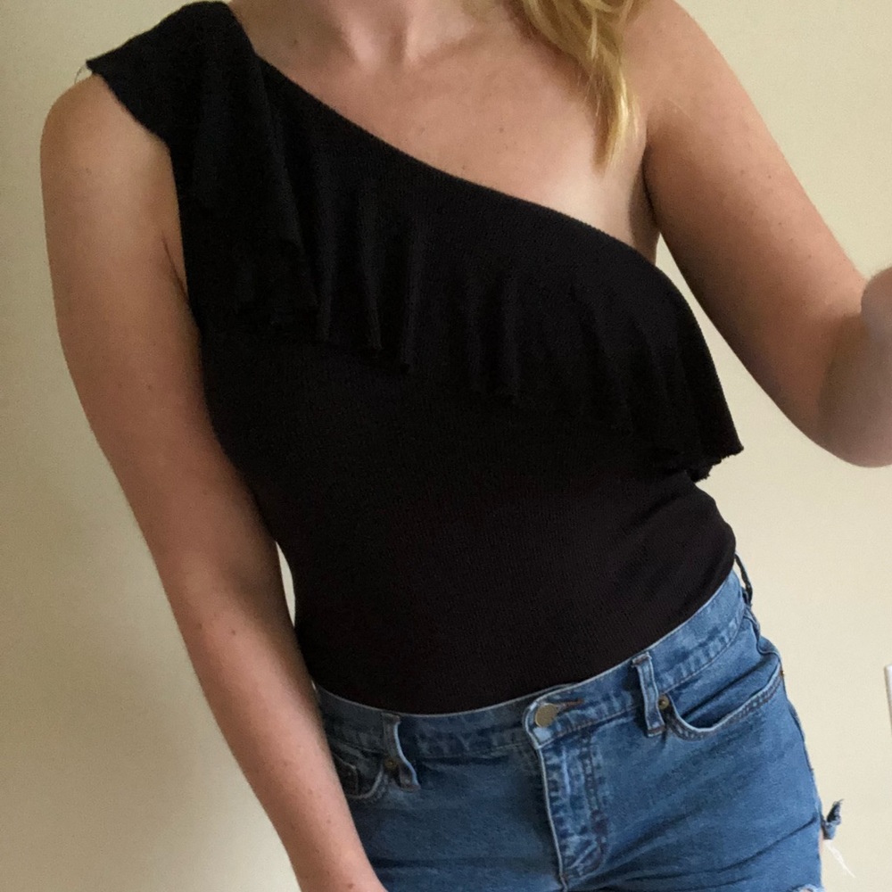 One shoulder bodysuit